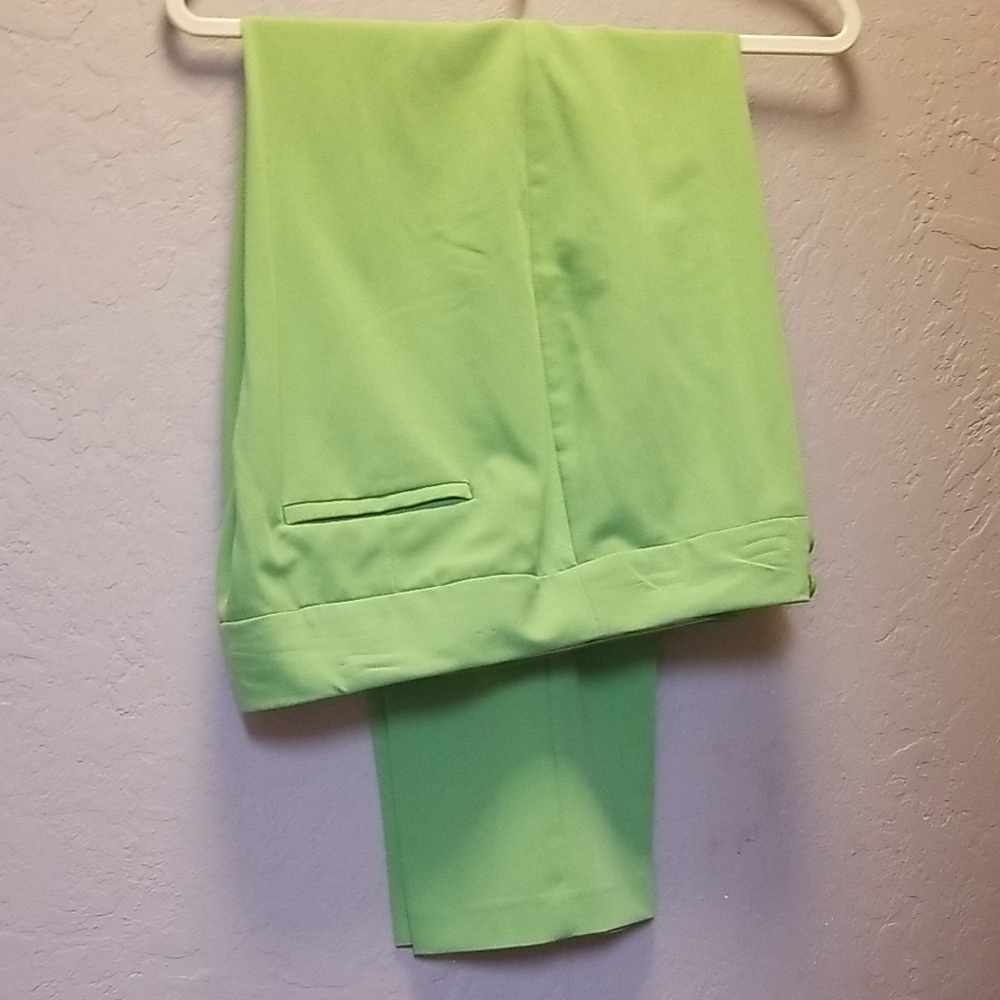 INVESTMENTS LIME GREEN Slacks, Straight Leg, EUC #2541
